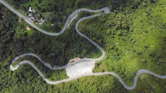 泰国清迈和白梅洪山环路山路航拍视频