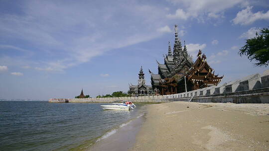 泰国寺庙  海边视频
