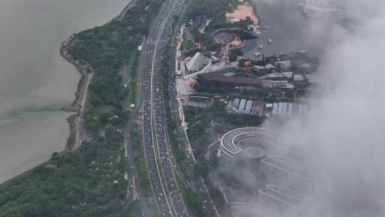 云端上的深圳湾超总基地在建工地航拍空镜视频素材模板下载
