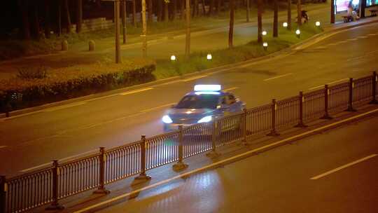 夜景城市隧道车流快速路道路行驶交通