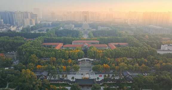 西安交通大学