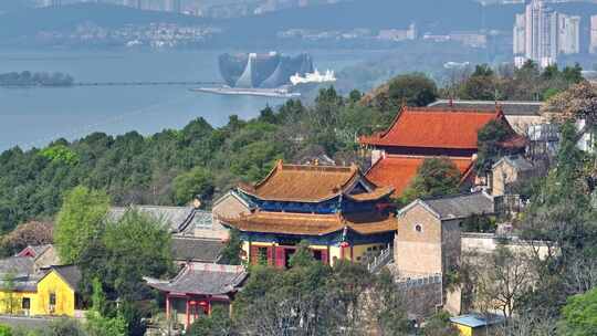 航拍春天云龙湖风景区兴化禅寺,徐州寺庙