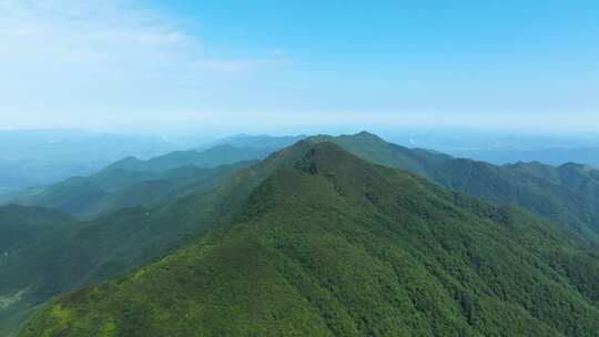 航拍大山森林山顶美景自然风光