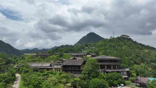 巴马赐福湖君澜度假酒店