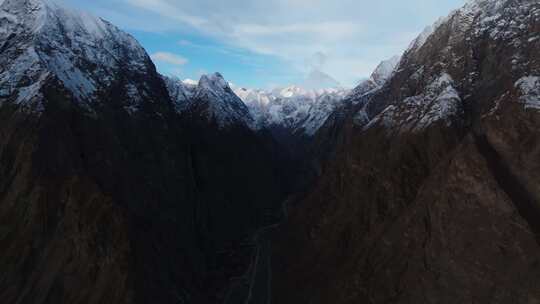 新疆帕米尔 峡谷 雪山航拍 长焦 高山