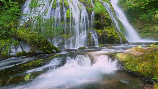 高山流水瀑布山水风光中国