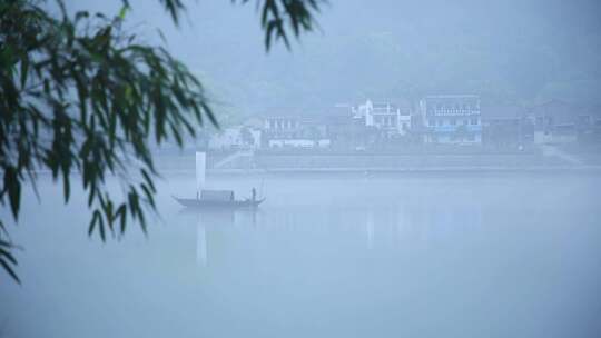 瓯江帆船晨雾美景云和湖