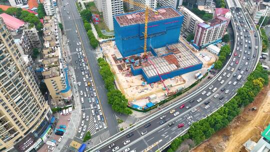 湖北武汉洪山区车流交通航拍繁忙的城市道路