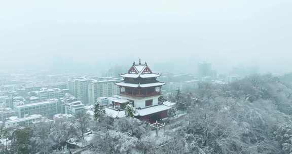 武汉黄鹤楼公园雪景风光