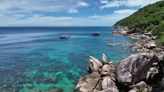 泰国龟岛热带岛屿海滨船自然风光航拍视频素材模板下载