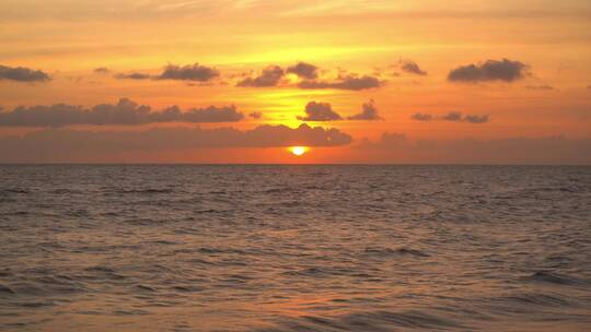 夕阳海景