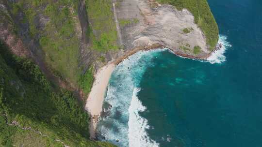 4K航拍巴厘岛佩尼达岛精灵沙滩