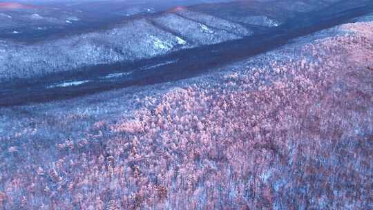 航拍大兴安岭林海雪原暮色