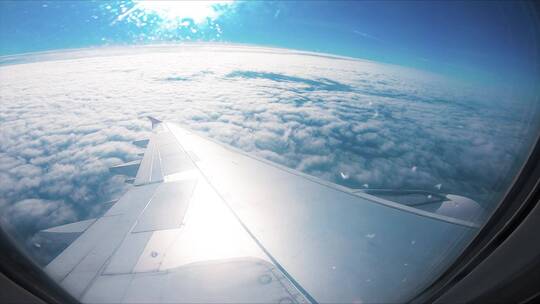 从飞机机翼看到的天空美景视频素材模板下载
