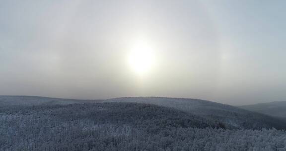 零下40度的低温航拍大兴安岭冰雪雾凇