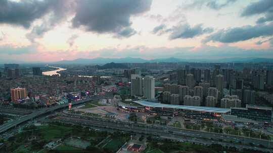 珠海华发商都夜景