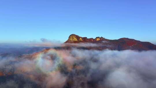 辽宁桓仁五女山桓龙湖秋天风景