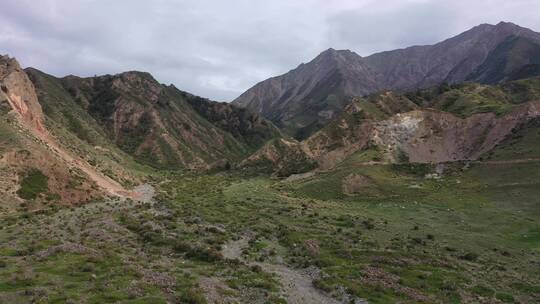 高山沟壑