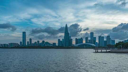 深圳湾后海CBD华润春笋大厦日转夜