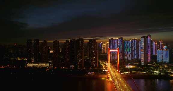 武汉夏日城市地标和天际线晚霞和夜景风光