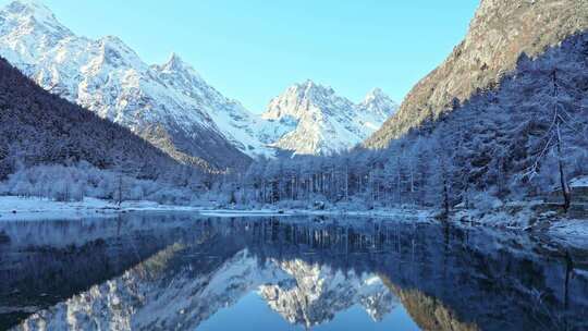 川西毕棚沟风景区冬季风景