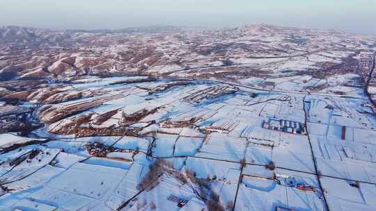 大地村庄雪原航拍