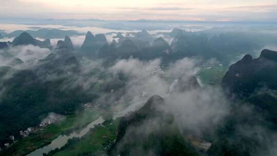 航拍桂林阳朔漓江遇龙河景区自然山水风光