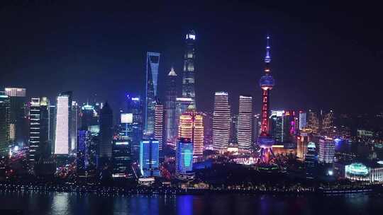 繁华的上海陆家嘴金融中心夜景航拍风光
