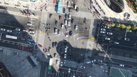 俯拍城市拥堵交通视频素材模板下载