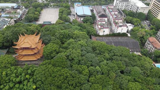 航拍湖南岳阳金鹗山公园