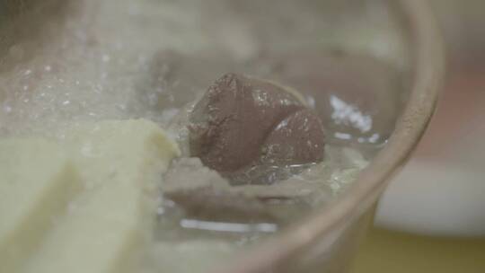 铜火锅涮火锅多种食材LOG视频素材视频素材模板下载
