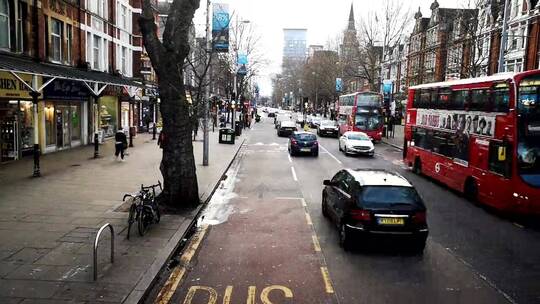 伦敦大街上的交通视频素材模板下载