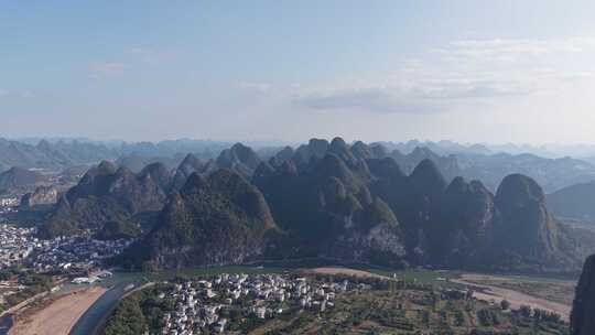 密集山峰桂林山川航拍