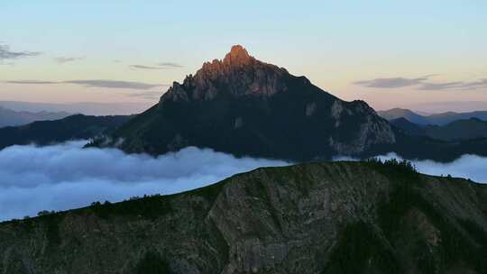 航拍高山云雾云海 山脉