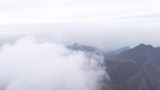 秦岭山脉秋季风景云海