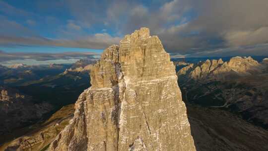 Dolomites，意大利，山， Fpv