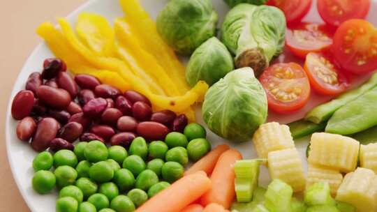 各种新鲜蔬菜水果组合