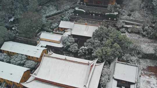 杭州西湖净慈寺雪景