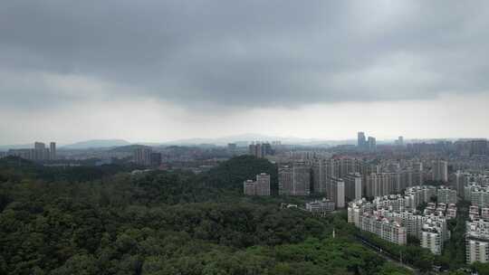 大雨将至的东莞黄旗山航拍