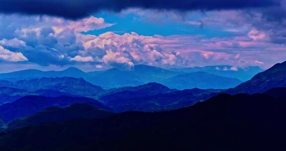 云南自然风光大山山上景观高山峡谷