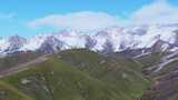 航拍青藏高原青海祁连山脉天境祁连雪山雪景高清在线视频素材下载