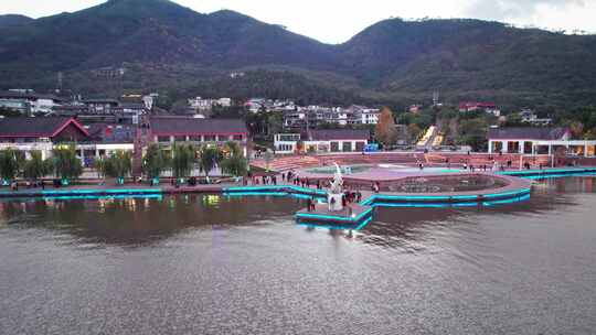 西昌邛海湿地公园月亮女神黄昏夜景航拍实时