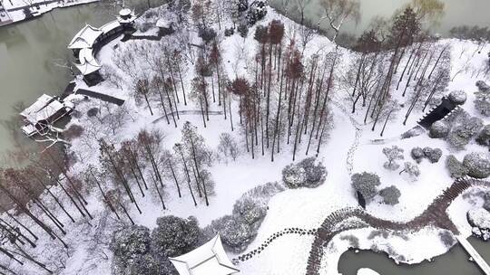 航拍瘦西湖景区园林大明寺观音山宋夹城雪景