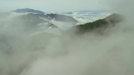 云雾缭绕的祖国大好河山视频素材模板下载