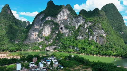 延时航拍桂林兴坪风景区和冠岩风景区