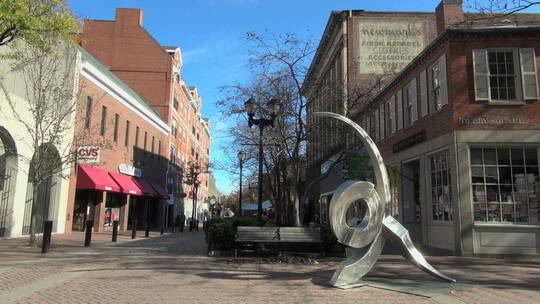 雕塑的马萨诸塞州塞勒姆步行街视频素材模板下载