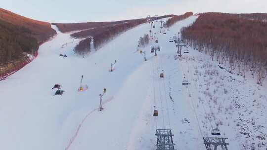 高山雪场雪道滑雪