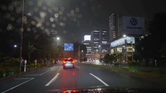 车内固定机位拍摄（下雨）