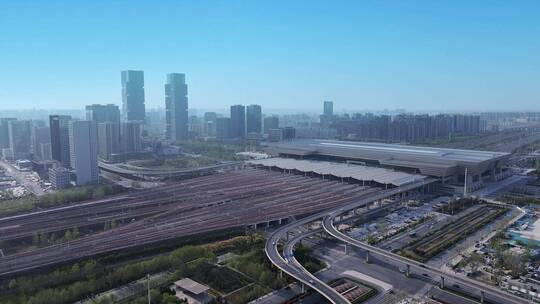 郑州高铁站 郑州交通 高铁 鸟瞰 白天4K视频素材模板下载