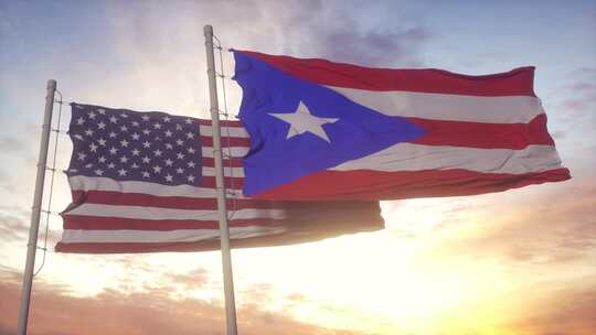 旗杆上的波多黎各和美国国旗